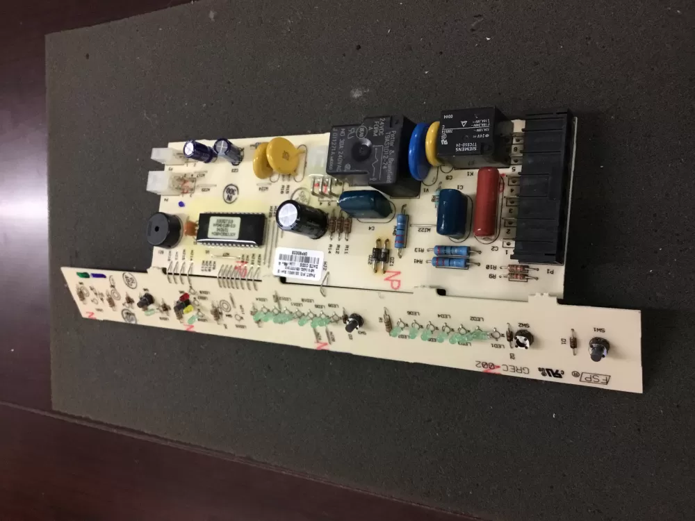 Whirlpool 2220513 Refrigerator Control Board AZ87094 | NR1188