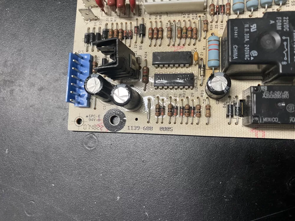 Nordyne 1139 83 6001 600 Furnace Control Board AZ20136 | BK577