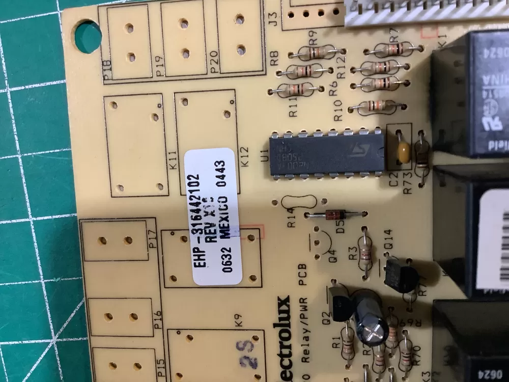 Frigidaire Kenmore AP3874734 1163635 Range Control Board AZ162817 | ZC261