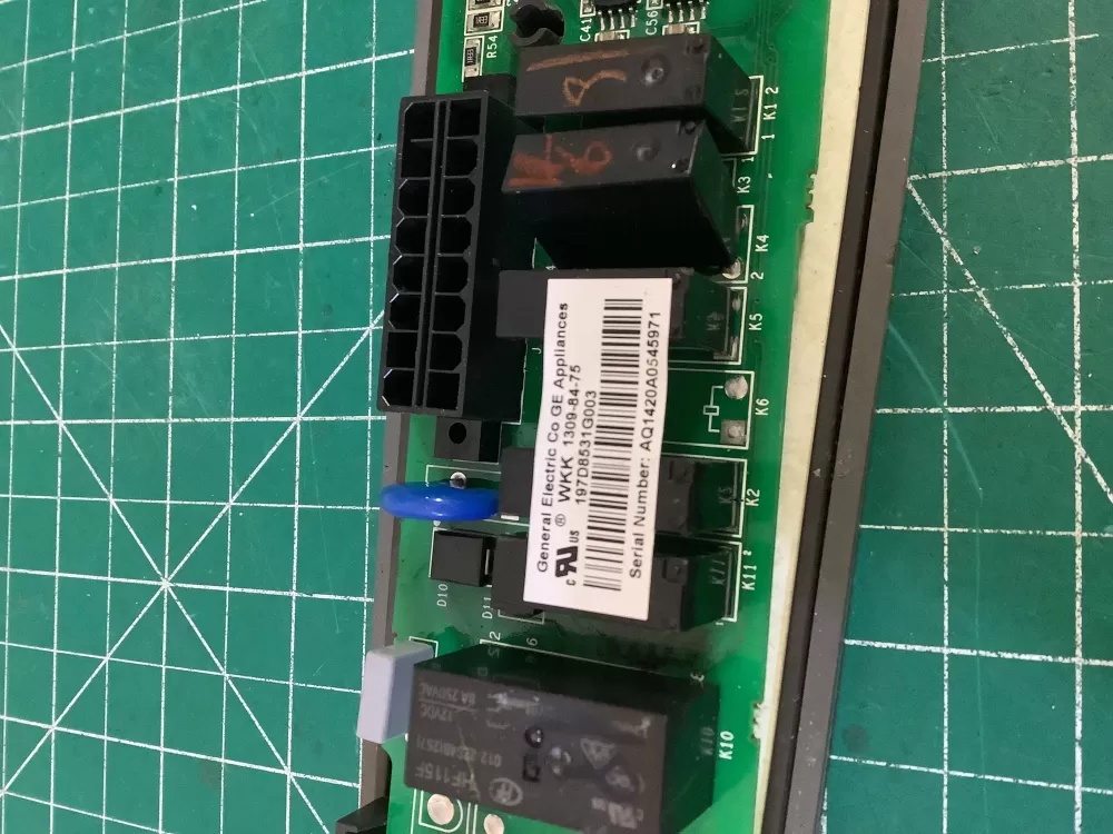 GE 197d8531g003 Refrigerator Control Board Dispenser AZ178766 | NR2666