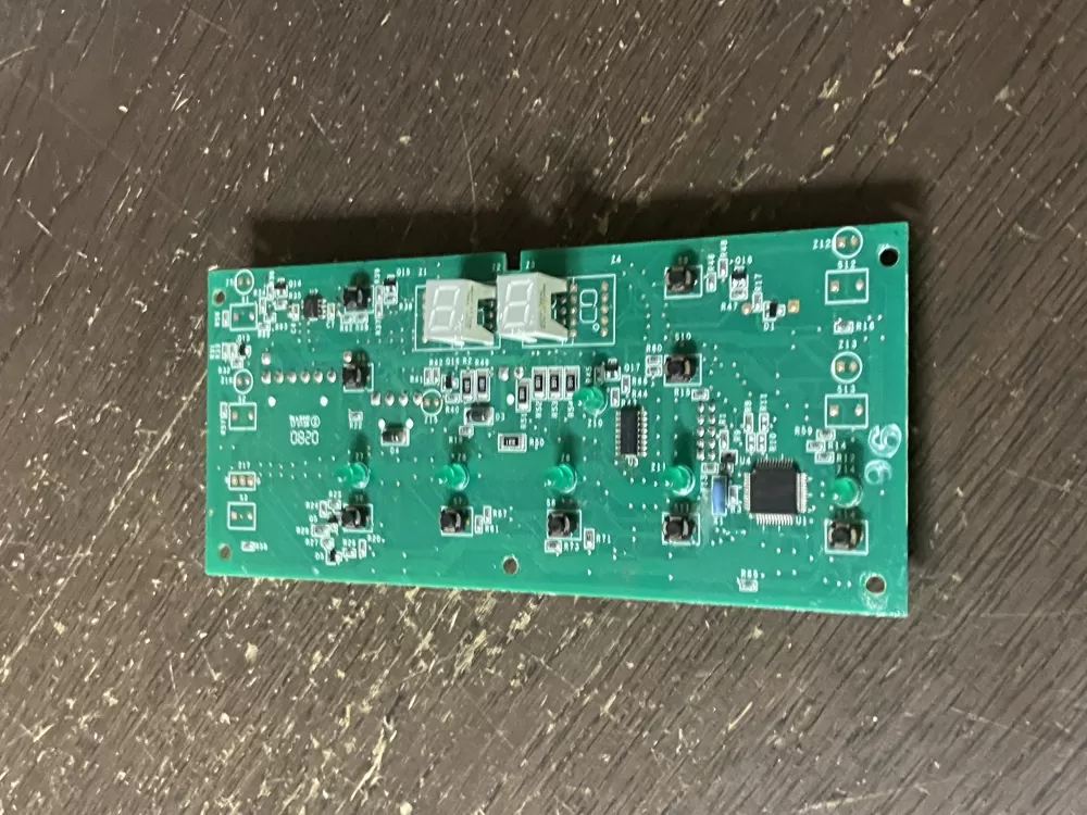GE Hotpoint 200D7355G006 Refrigerator Control Board Dispenser AZ47298 | Wm646