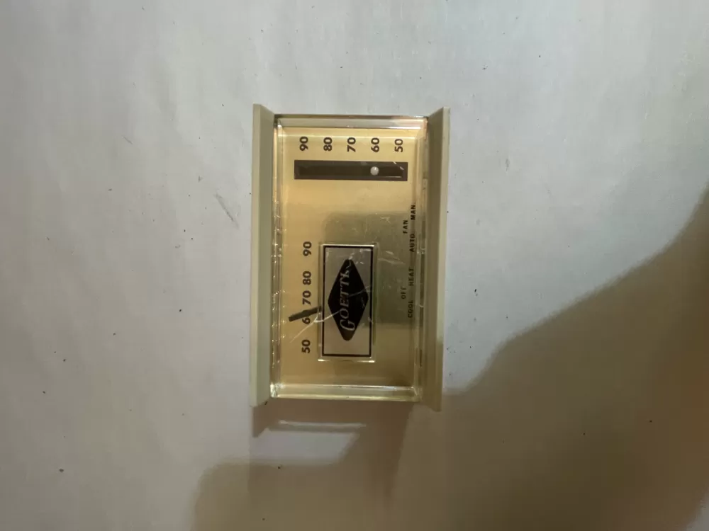 Goetti  Honeywell 74758 Goetti Vintage Thermostat Control