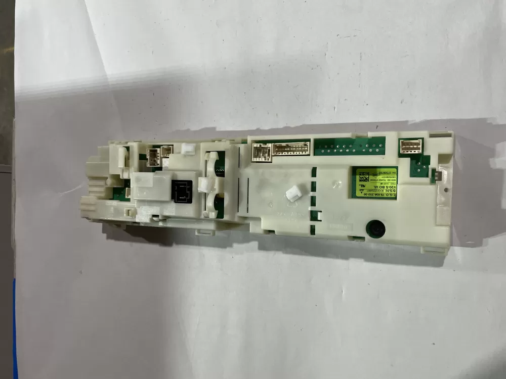 Bosch 9000225887 Dryer Control Board