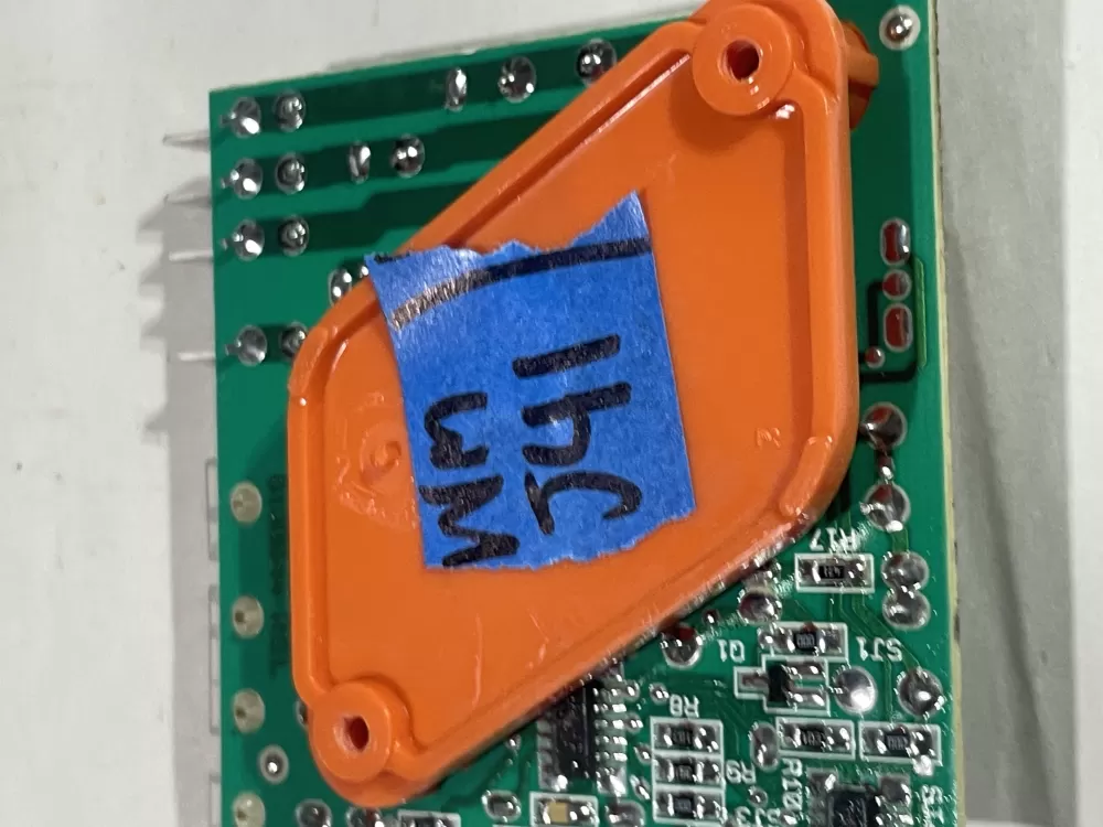Whirlpool W10353224 Refrigerator Control Board AZ172703 | Wm541