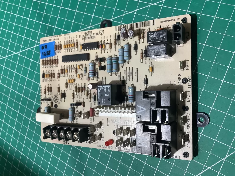 Carrier Bryant CEPL130438-01 Furnace Circuit Control Board AZ190520 | AR1258