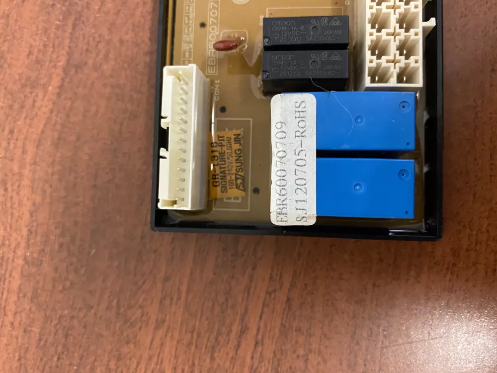 Kenmore LG EBR60070709 Refrigerator Control Board AZ39252 | BK394