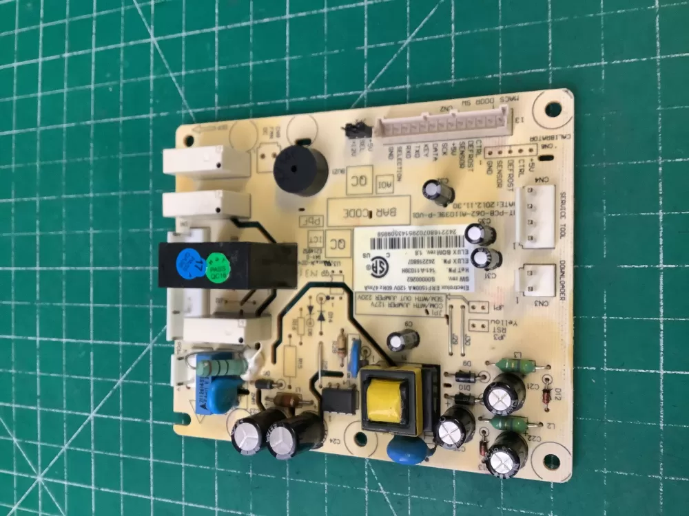 5304504489 Frigidaire Refrigerator Main Control Board