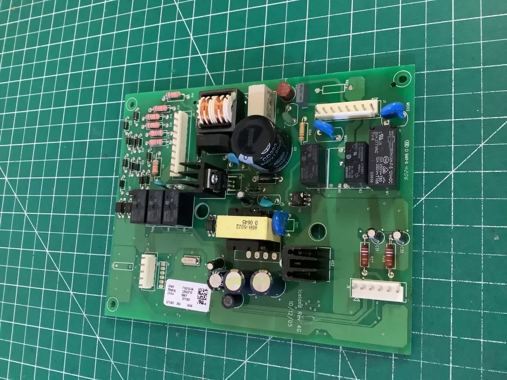 Whirlpool Kenmore Maytag 720961 00 Refrigerator Control Board AZ201833 | NR331