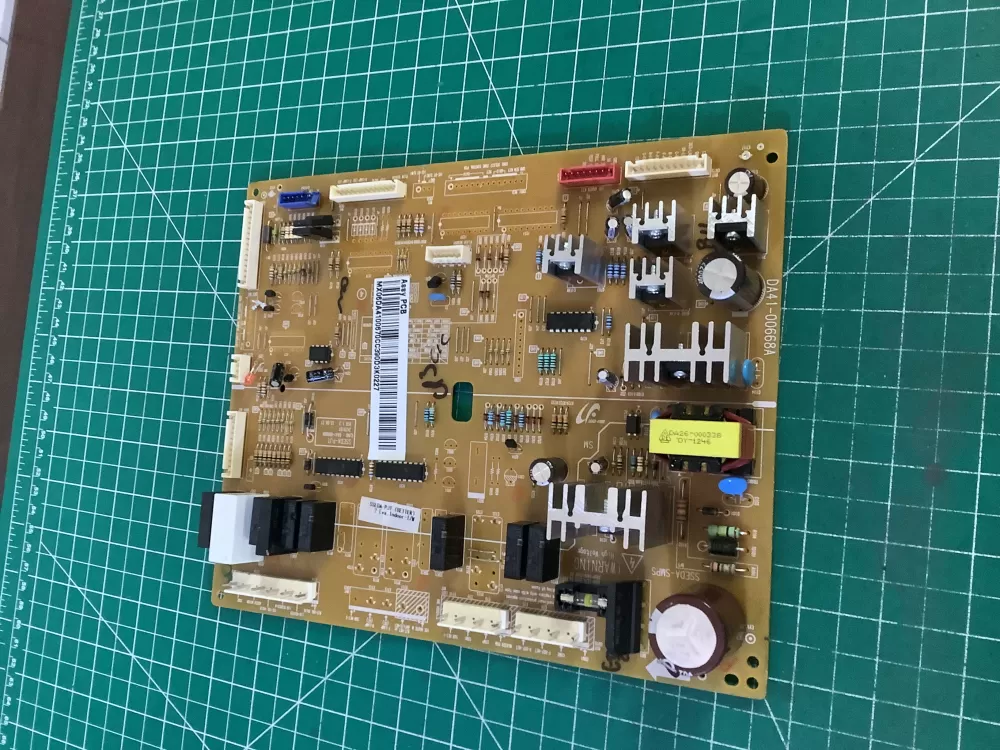 Samsung DA41-00670C DA41-00668A Refrigerator Control Board AZ204287 | NR351