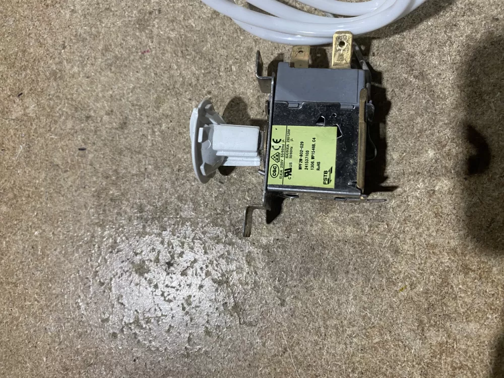 Westinghouse PS8769007 Thermostat Cold Control AZ76546 | BK1864