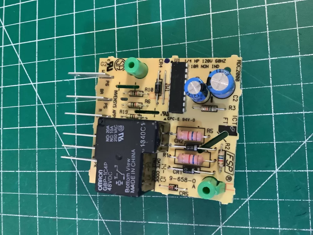 Whirlpool Kenmore 4388931 2303825 Refrigerator Control Board AZ194817 | NR301