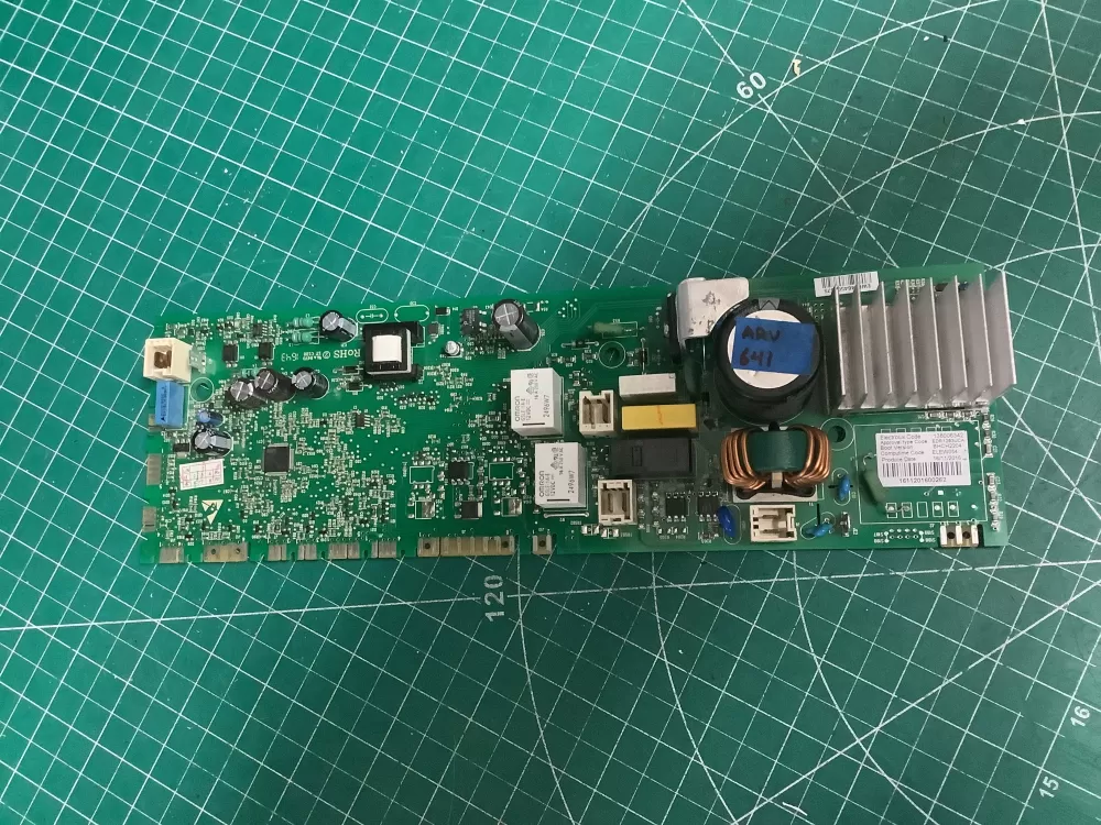 136006318 Electrolux Dryer Control Board AZ204978 | ARV641