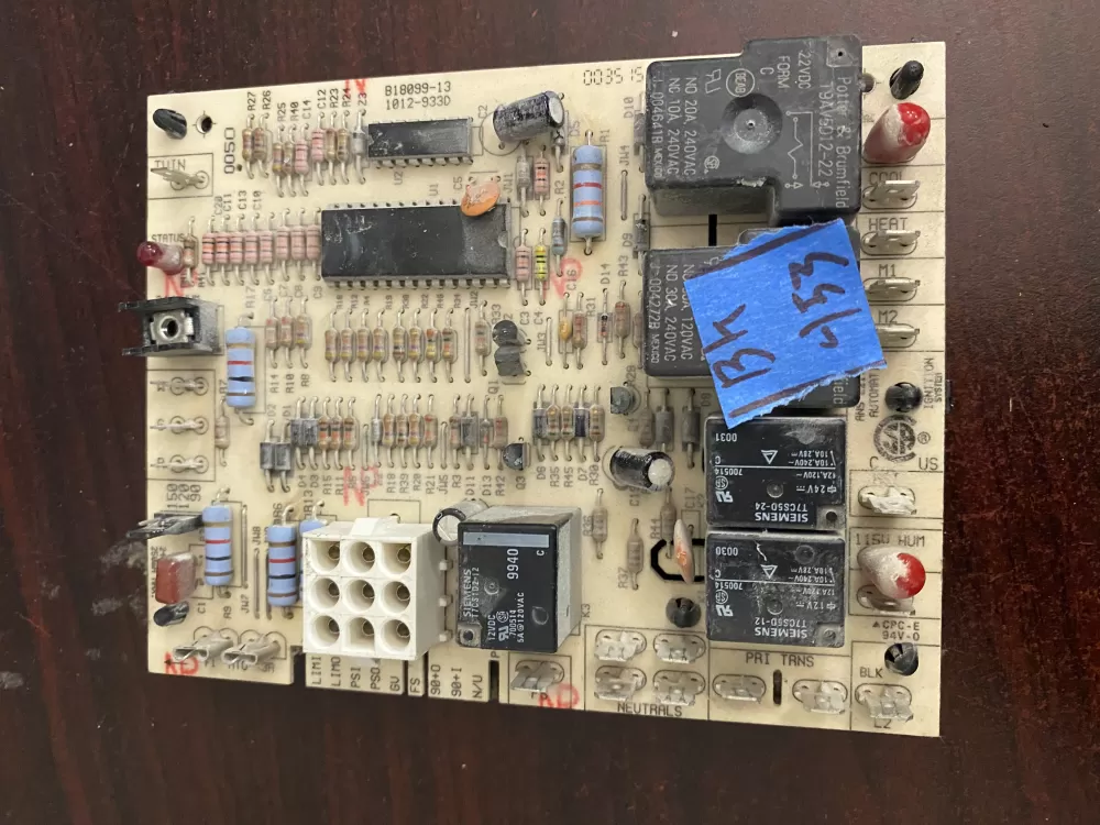 Amana Goodman 1012-83-9335B Furnace Control Board AZ36300 | BK453