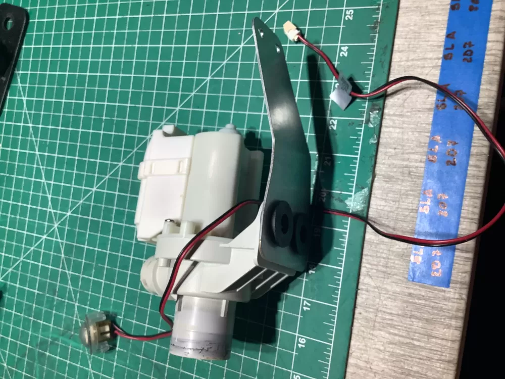 Hotpoint GE 175D3834P008 Washer Drain Pump AZ147845 | SL207