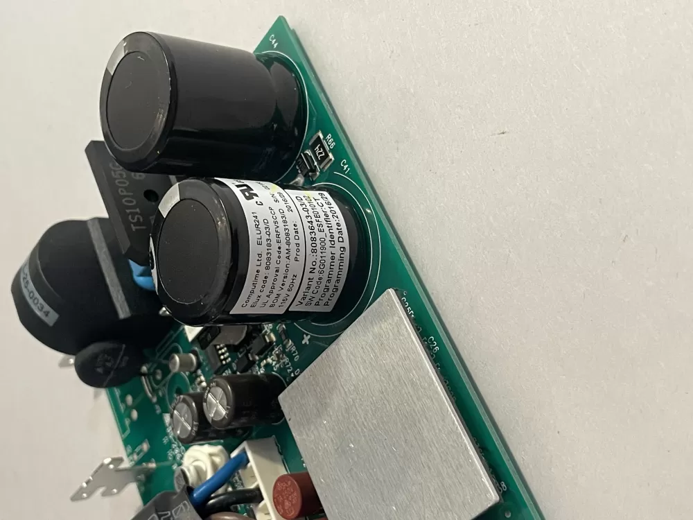 Frigidaire 8083643-03 Refrigerator Control Board AZ180746 | KM697