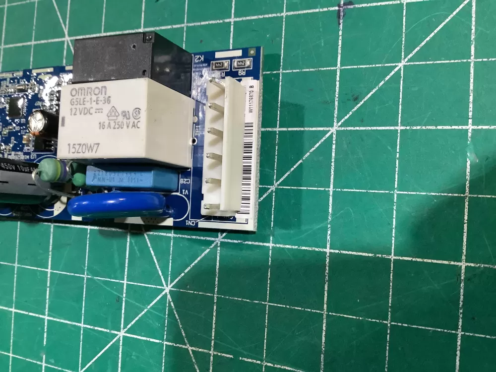 Whirlpool W11176897 W11207400 Refrigerator Control Board AZ150805 | NR1888
