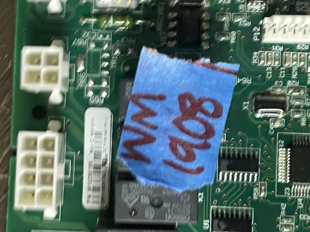 Whirlpool Maytag W10285199 Refrigerator Control Board AZ51841 | Wm1908