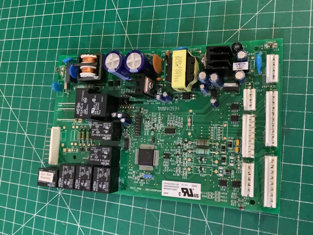 GE 200D6221G028 EBX1110P002 Refrigerator Control Board AZ196343 | NR305