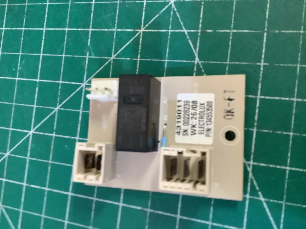 Frigidaire Electrolux 134553500 Washer Control Board Heater AZ192135 | NR613