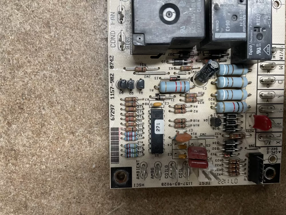 York Coleman 67297 1157 902  Defrost Fits Used Control Board AZ17530 | KM1377