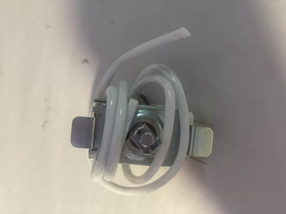 Frigidaire 3ART5VC170 Refrigerator Thermostat AZ198345 | KM2728