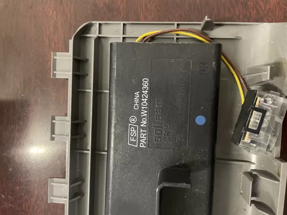 Whirlpool W10424360 Refrigerator Ice & Water Control Assembly AZ42028 | KM1734