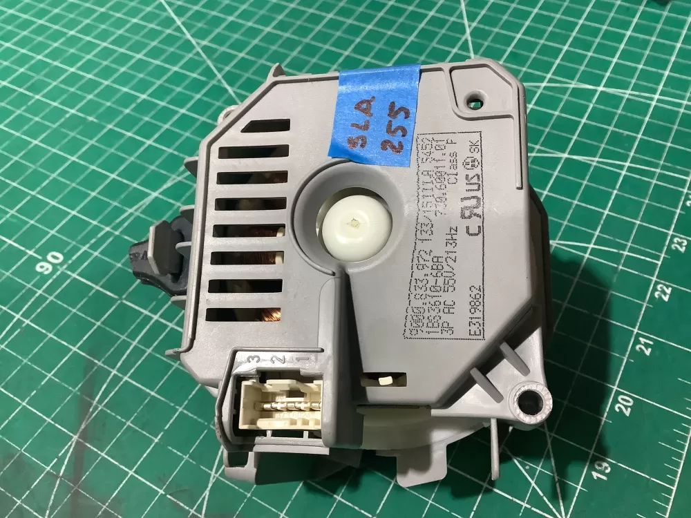 Bosch dishwasher circulation pump and motor assembly AZ195631 | AR255