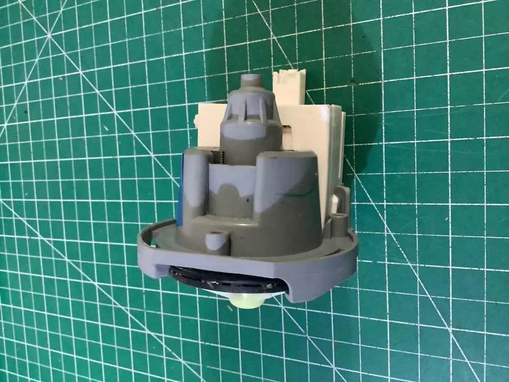 Whirlpool Washer Drain Pump WPW10348269 AZ195647 | SL256