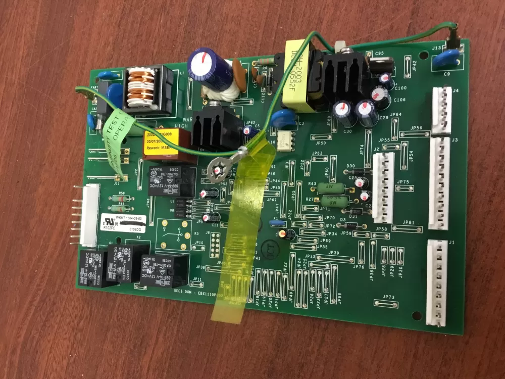GE  Hotpoint WR55X11072C  AP7218867  WR55X11072  200D6221G030  WKKT 1304-03-00 Refrigerator Control Board