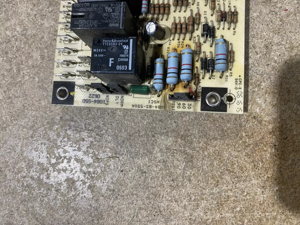 York Luxaire Coleman 1084-83-550 Heat Pump Defrost Board  AZ72926 | BK1364