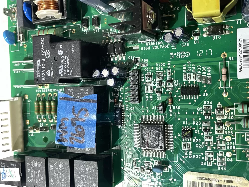 GE refrigerator control board AZ201519 | Wm2695