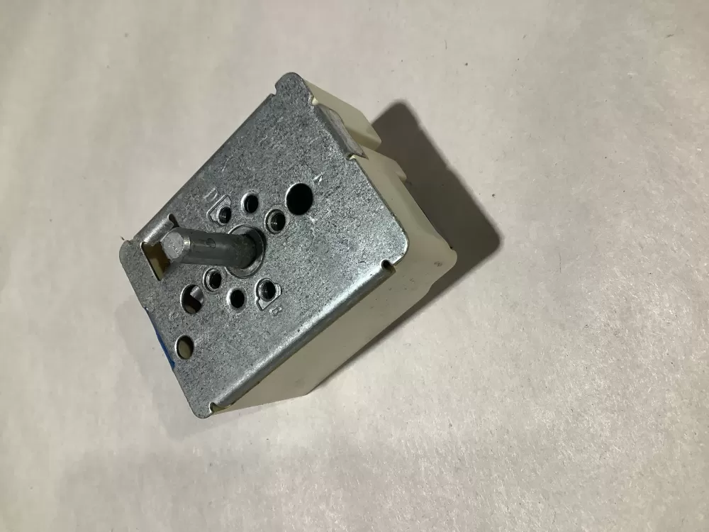 Whirlpool Range 7403P373-60 Switch AZ106229 | Sl19