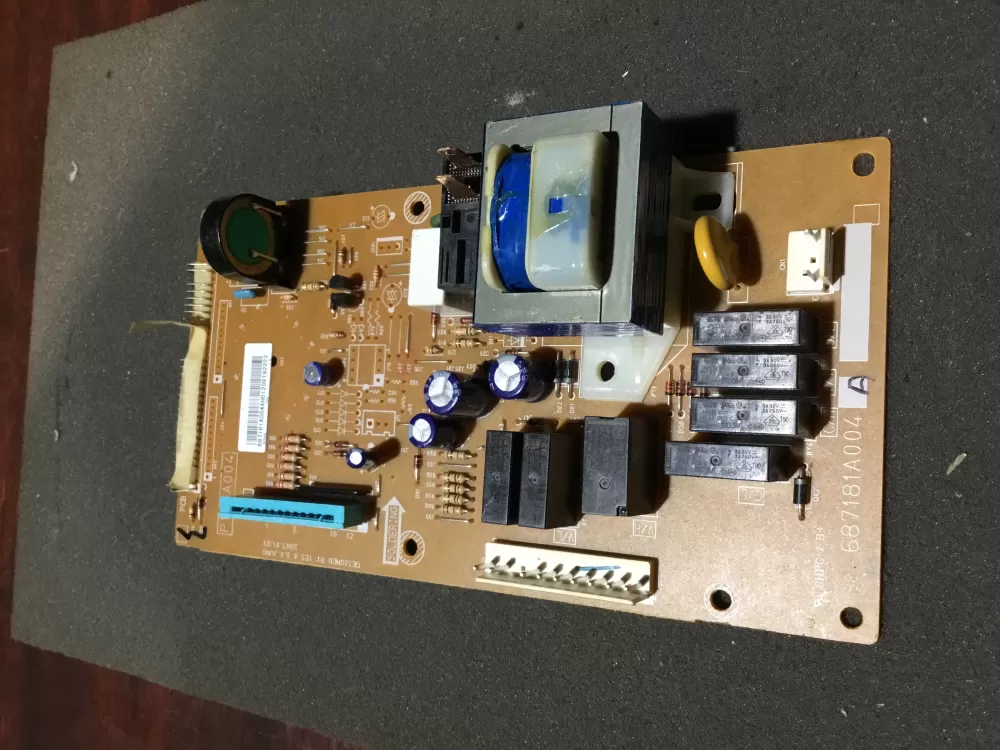 LG 687181A004A P1-6A004 Microwave Control Board