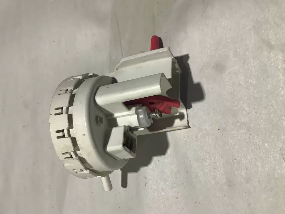 Admiral  Amana  Crosley  Estate  Inglis  Kenmore  Magic Chef  Maytag  Roper  Whirlpool 8577844 W10213635 W10339329 W10339251 Washer Water Level Pressure Switch