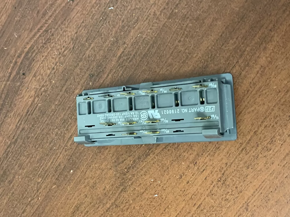 Whirlpool  Maytag  KitchenAid  Kenmore AP3037645 826469 2198621 PS329965 Refrigerator Control Board Dispenser