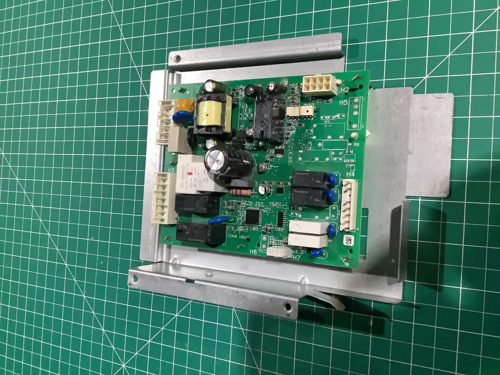Speed Queen  SpeedQueen 204783  AP6989523 Washer Main Control Board Output Control