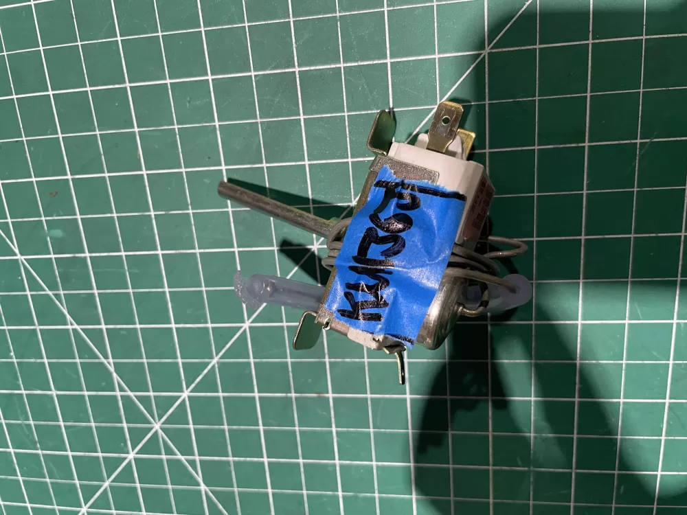 GE 197D2495-03 Refrigerator Cold Control Thermostat AZ132692 | KM1363