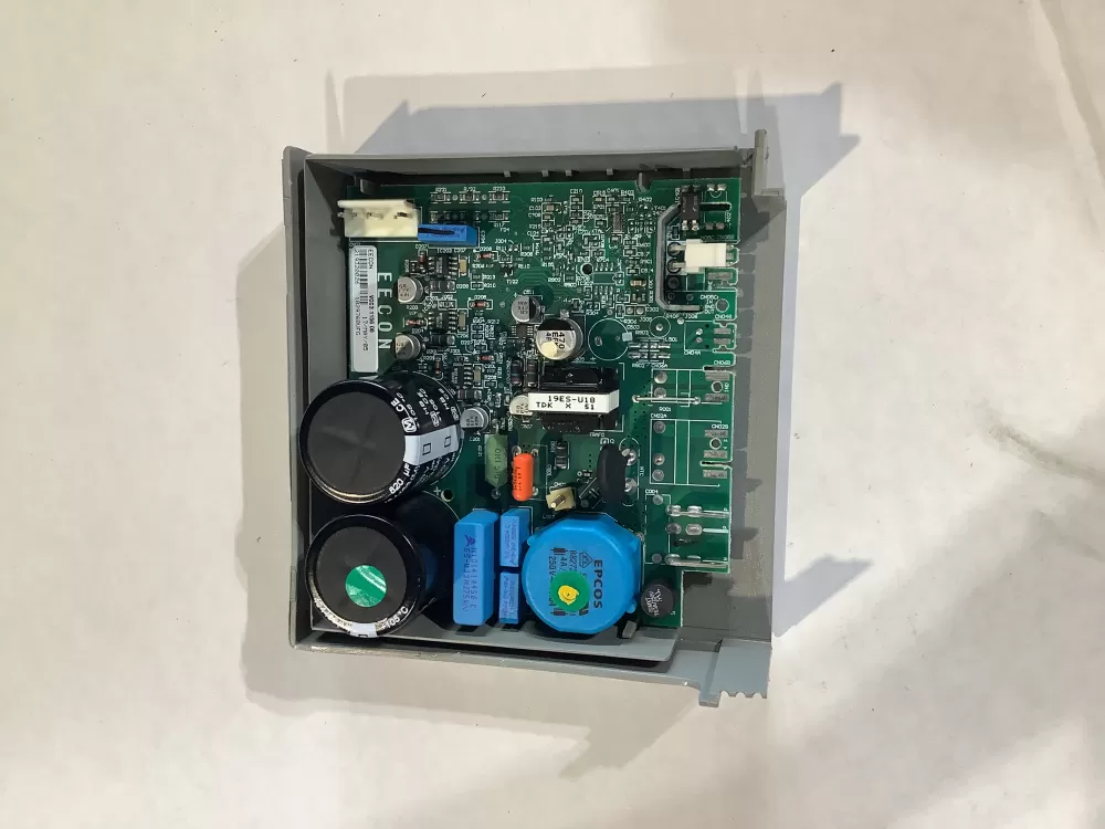 GE 219320026 1012919AKH Refrigerator Control Board Circuit