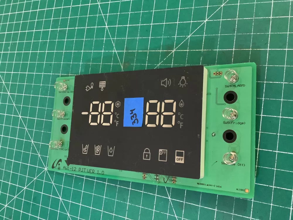 Samsung DA92 00368A Refrigerator Dispenser Board AZ204136 | NR334