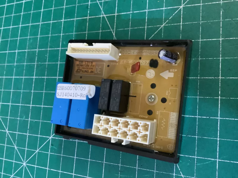 Kenmore LG EBR60070709 Refrigerator Control Board AZ189446 | NR2527