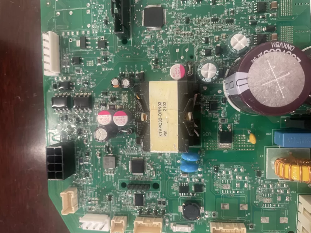 Whirlpool W11124692 Refrigerator Control Board AZ39718 | KM326