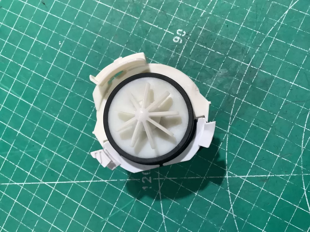 Bosch CLA-UL749 Dishwasher Drain Pump Motor AZ226955 | SLA96