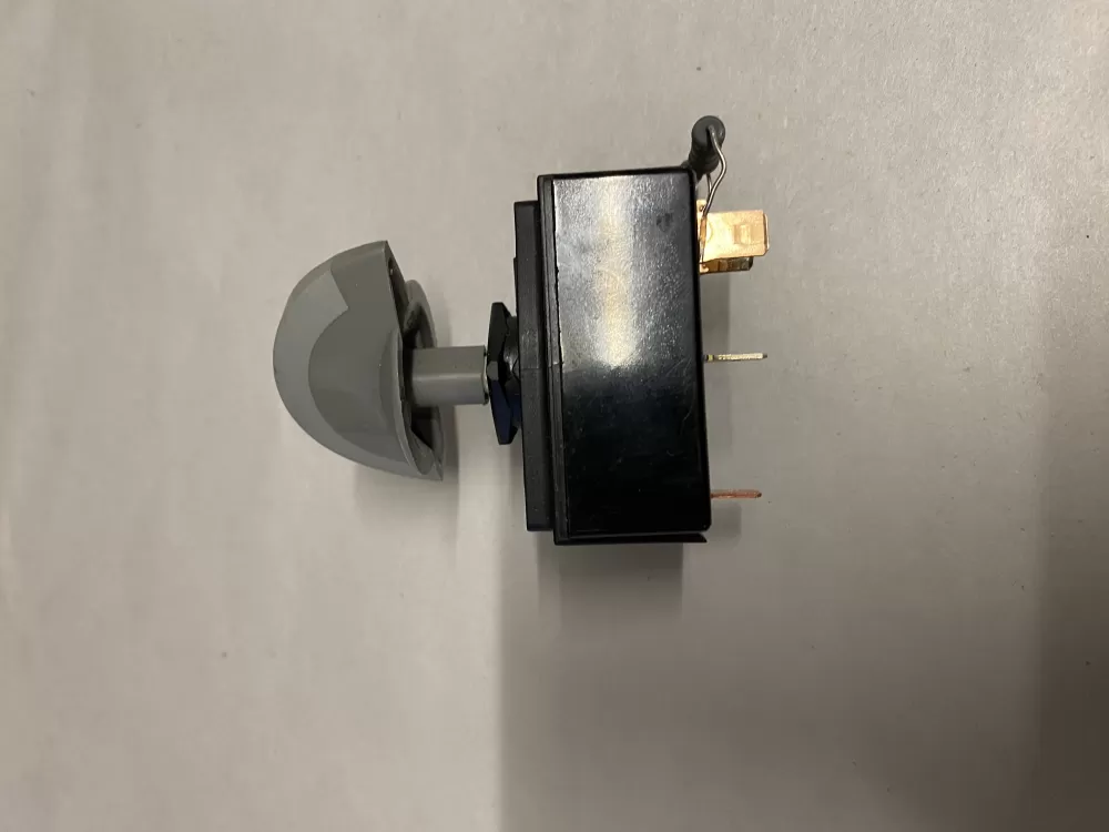  591M 90DC 040 Dryer Switch AZ205304 | BK2788
