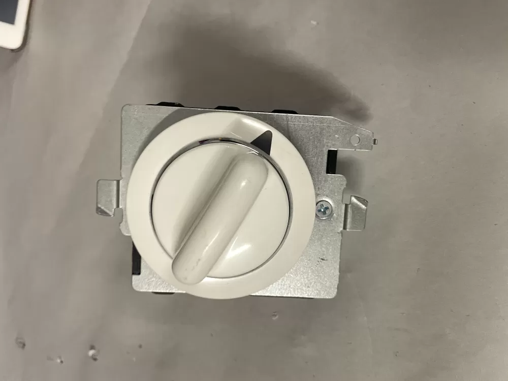 GE 212D1233P005 Dryer Timer AZ222971 | Wm2082