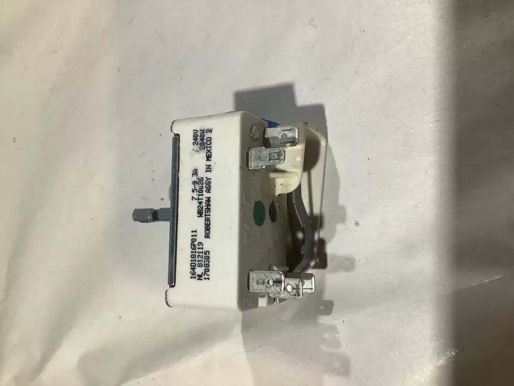 GE Kenmore WB24T10026 Range Switch AZ102538 | Sl54