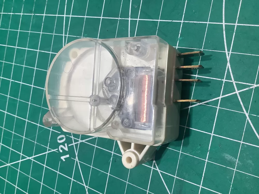 Frigidaire Kenmore AP2111929 12762 Refrigerator Defrost Timer AZ168891 | SL232