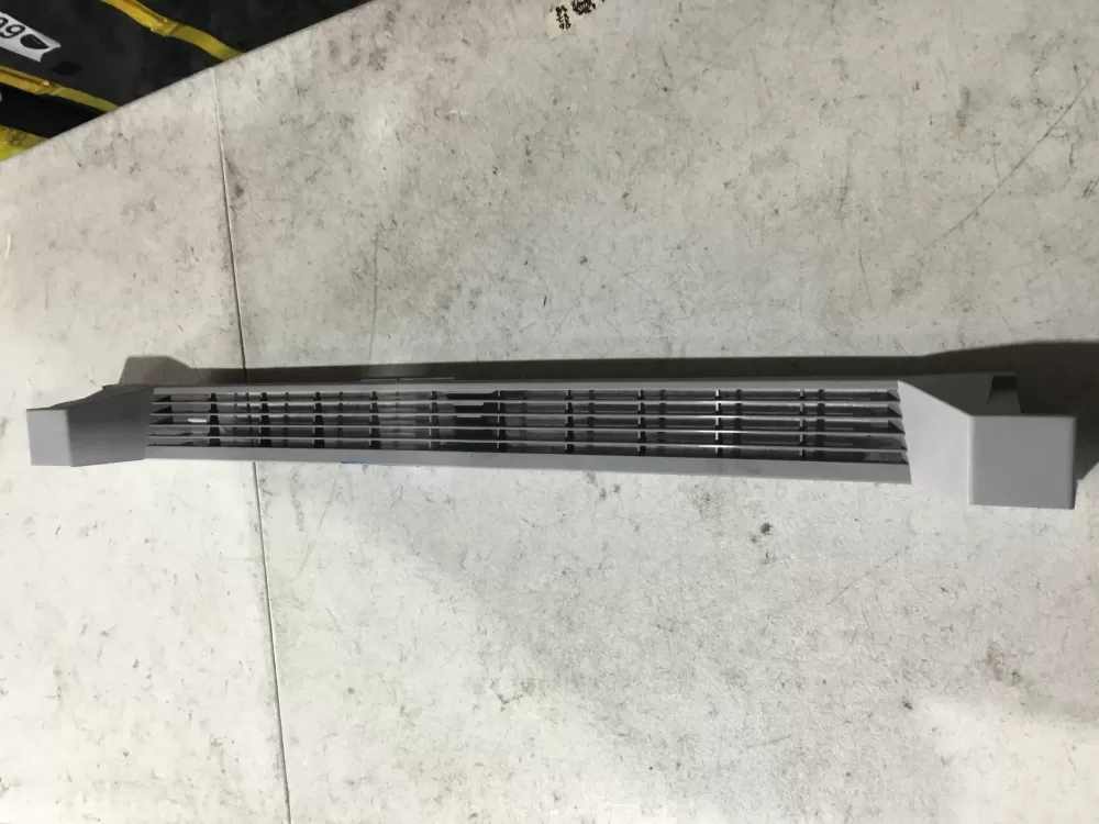 Frigidaire 5304504418 5304537061 Refrigerator Kick Plate