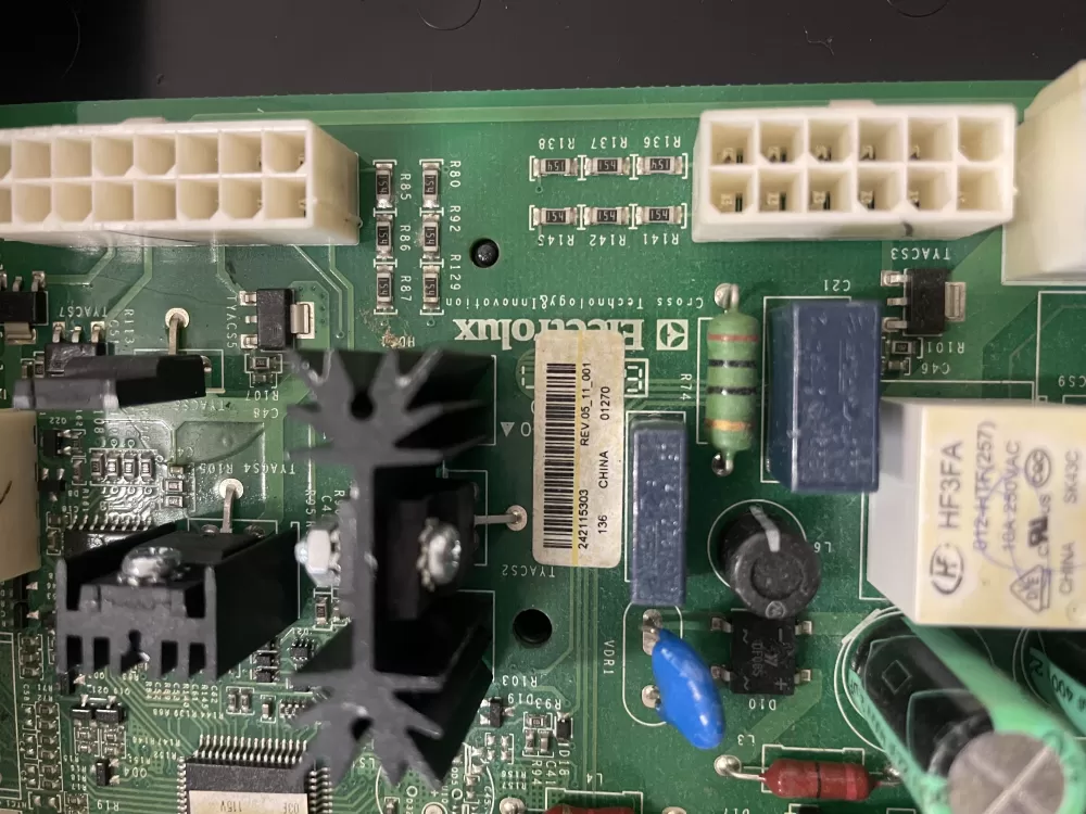 Frigidaire AP5607547 242115203 Refrigerator Control Board AZ45938 | KMV247