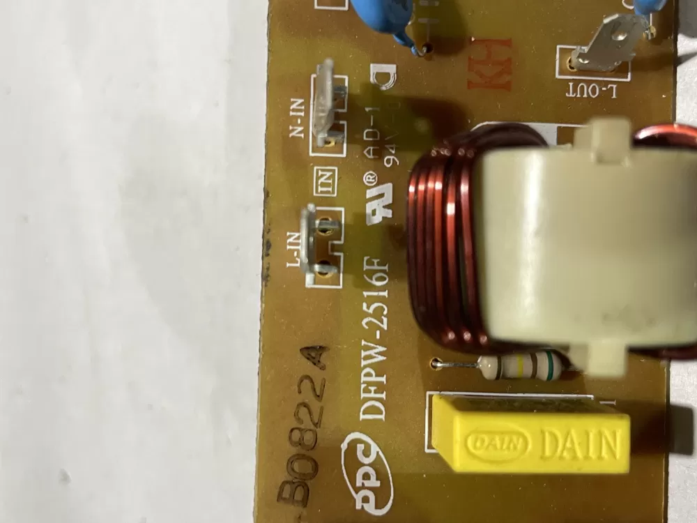 W10269465 Whirlpool Microwave Noise Filter AZ158365 | Wm812