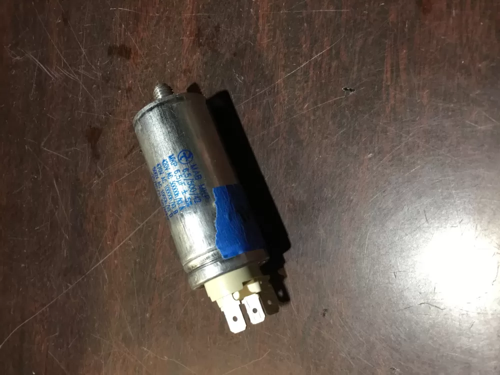 Bosch 9000937207 Dryer Motor Run Capacitor AZ80820 | Sl141